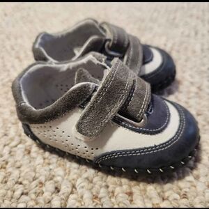 Pediped  Baby Walker Shoes with Velcro Strap - Size 6-12 Months